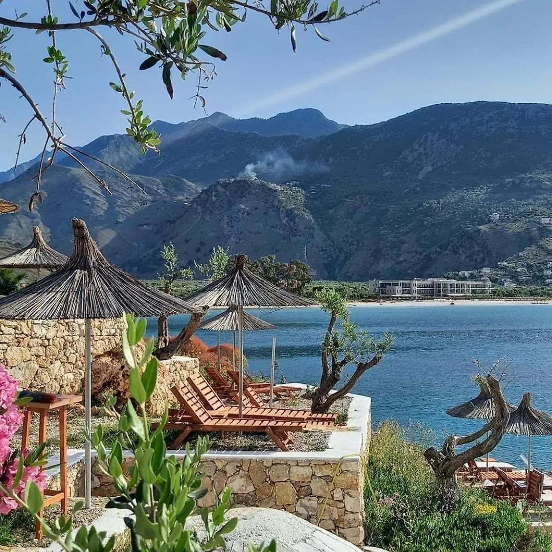 Summer Rooms Qeparo 4*,  Albania